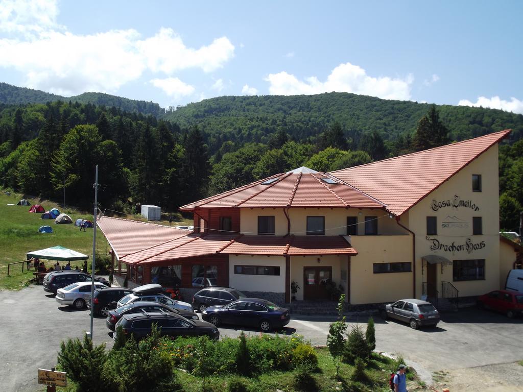 Pensiunea Casa Zmeilor Dragus Exterior photo